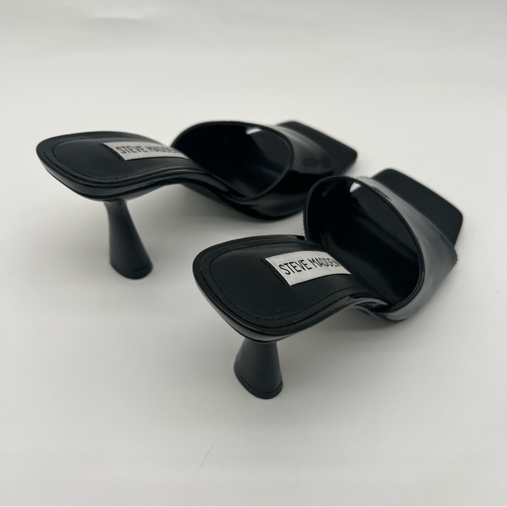 STEVE MADDEN Elated Slide Sandal Black Patent - Picture 6 of 10